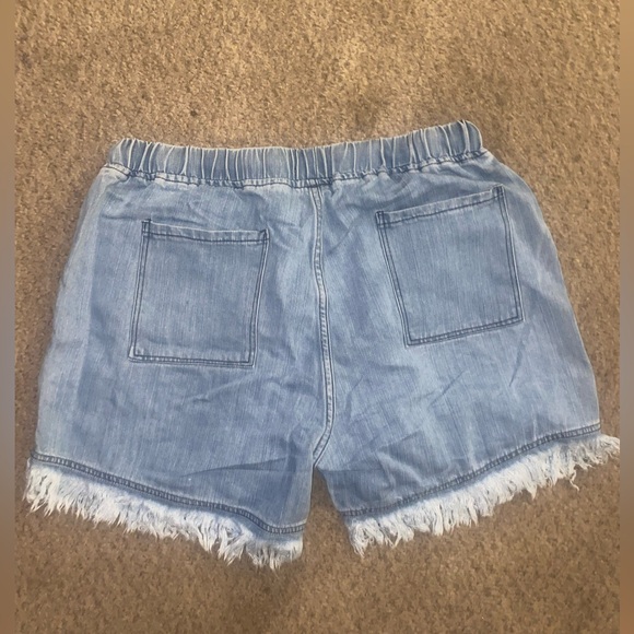 Jean Shorts w/ Drawstring - Picture 2 of 4